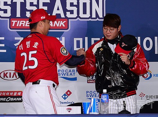 잠실｜김진환 기자 kwangshin00@donga.com