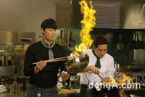 스프라이트가 공개한 ‘Sprite & Meal’ 캠페인 광고 촬영 현장 비하인드 컷. 사진제공=코카-콜라