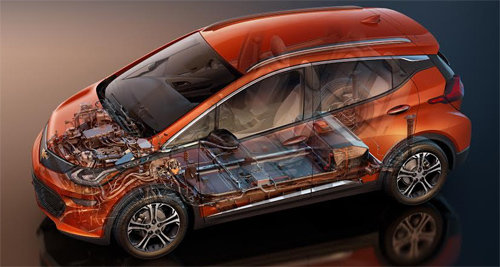 GM의 순수 전기차 ‘볼트(Bolt)EV’가 내년 상반기 국내에 출시될 예정이다. 전략적 파트너사인 LG전자가 배터리팩, 구동모터 등 핵심 부품 11종을 공급했다. 한국GM 제공