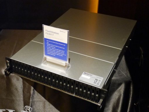 <시놀로지의 기업용 올플래시 NAS인 FlashStation FS3017>(출처=IT동아)