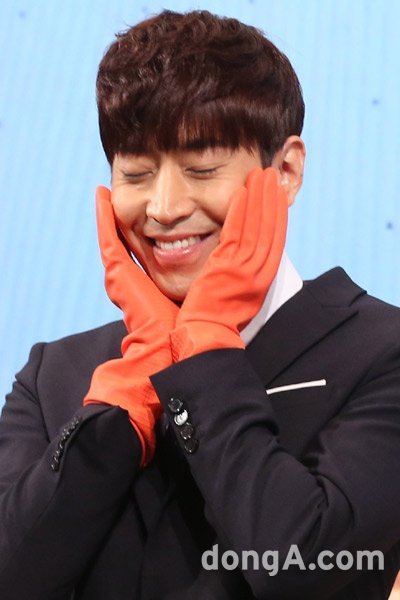 그룹 신화 에릭. 동아닷컴DB