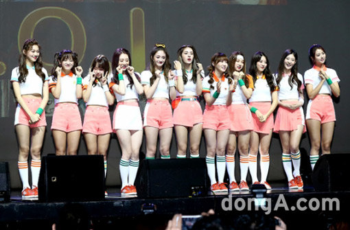 걸그룸 I.O.I. 동아닷컴DB