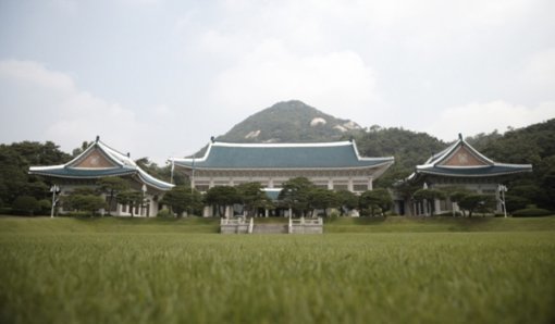 靑 근무 간호장교 “프로포폴 등 주사 처치 안 해…세월호 당일 대통령 본 적도 없어”