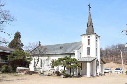 1956년 건축된 경기 하남시 구산성당.