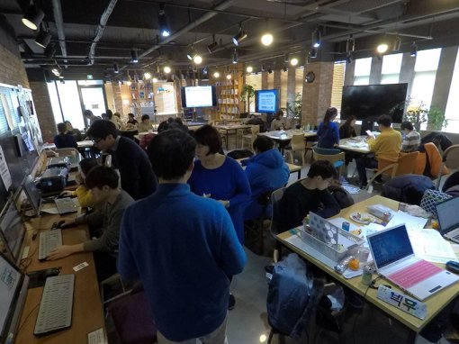 에이큐브에서 열린 제2회 보드게임 메이커톤(출처=IT동아)