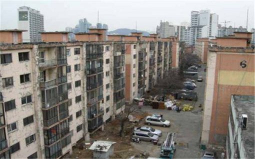 관악 강남아파트 개발 전.