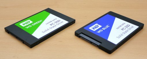 WD 그린 SSD(좌)와 WD 블루 SSD(우)(출처=IT동아)