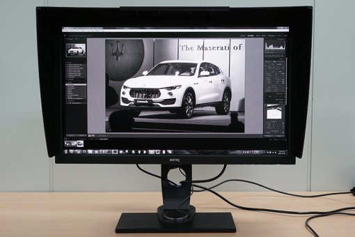 흑백 보정을 위한 흑백 모드도 눈길을 끈다.(출처=IT동아)