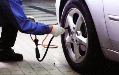 겨울철 타이어 점검.동아일보DB