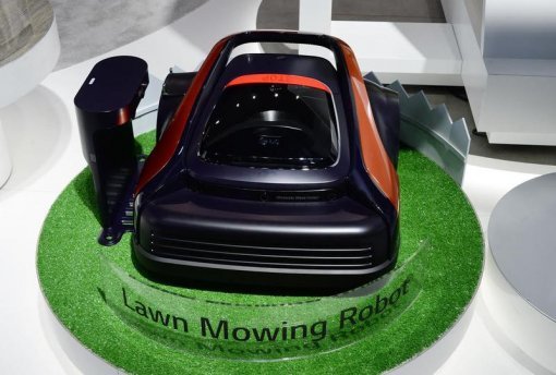 잔디깎이 로봇(출처=IT동아)