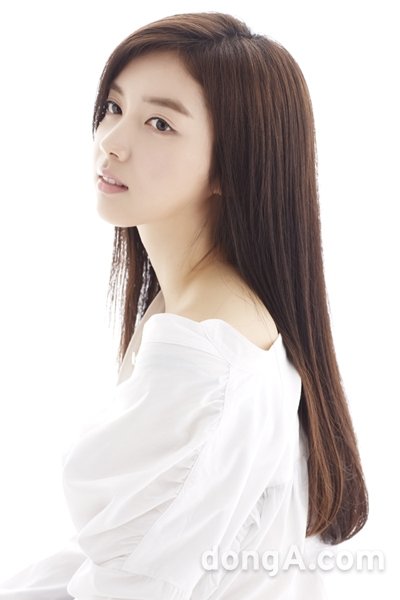 ‘닥터지’의 새 전속모델로 발탁된 배우 채서진.