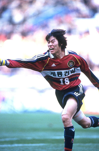 2001년 FA컵 결승전에서 결승골을 넣으며 대전을 우승으로 이끈 김은중. 사진제공｜대전 시티즌