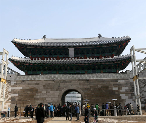 복원된 숭례문.