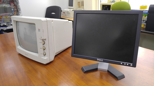 CRT 디스플레이와 LCD(출처=IT동아)