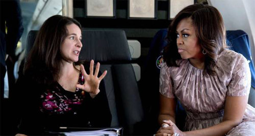 버락 오바마 전 미국 대통령의 부인 미셸 여사(오른쪽)와 스피치라이터 세라 허위츠. 사진 출처 백악관 홈페이지