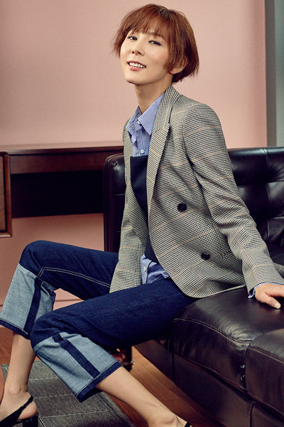 LF 앳코너 새 모델 김나영