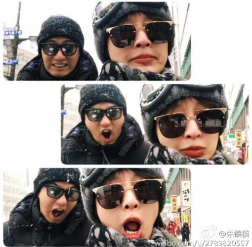 주진모(왼쪽)와 장리가 일본 삿포로의 한 스키장에서 데이트를 즐기고 있다. 사진출처｜주진모 웨이보 캡처