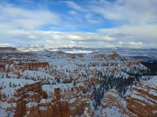 <V20 후면 75도 일반 화각 렌즈로 촬영한 풍경 사진 / 출처=LG전자>
