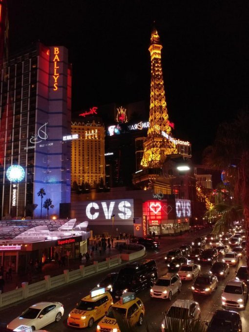 <V20 전문가 모드로 삼각대 없이 촬영한 야경 사진 / 출처=LG전자>