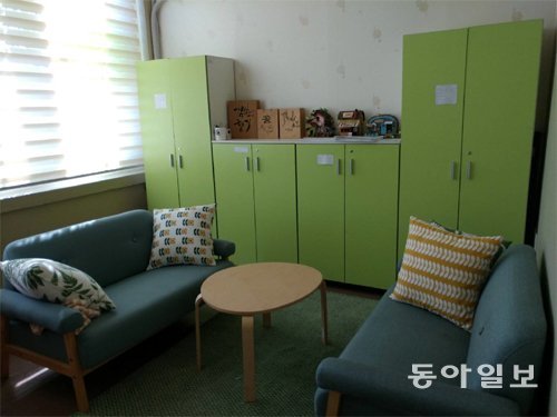 대전해맑음센터의 개인 상담실 모습입니다. 해맑음센터에서는 학생이 원할 경우 언제든 개인, 집단 상담이 이뤄집니다. 노지원기자 zone@donga.com