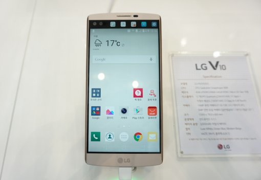 LG V10(출처=IT동아)