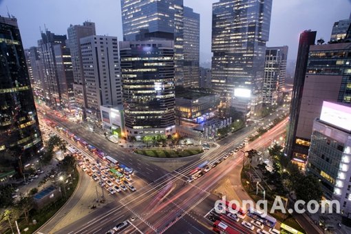 ▲서울의 야경. 사진제공=스카이스캐너