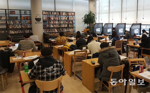 지난해 1인당 사교육비(월 25만6000원 ) 역대최고… 고소득 층이 8배 더 써