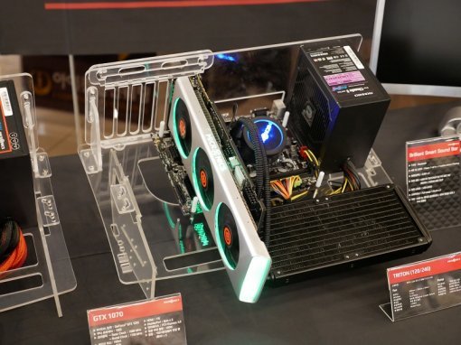 자체 설계된 냉각장치가 적용된 마이크로닉스 그래픽카드.(출처=IT동아)