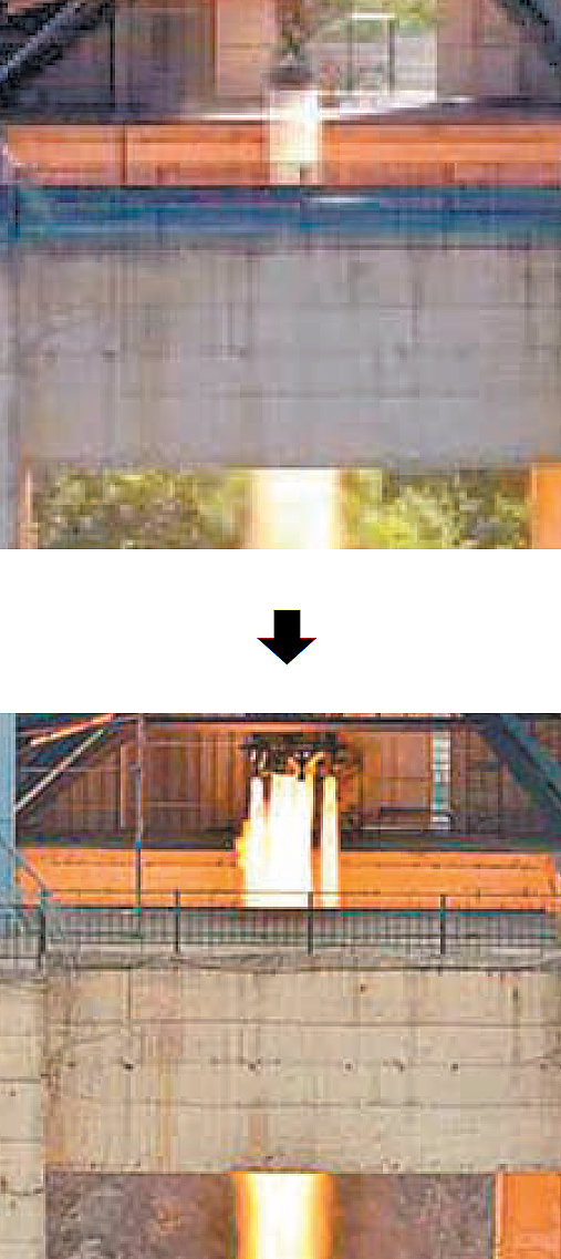 북한이 19일 공개한 로켓엔진 분출 시험 장면(아래쪽 사진). 작년 9월 분출 시험(위쪽 사진)에 비해 엔진 불기둥 색깔이 더 선명해졌다. 사진 출처 노동신문