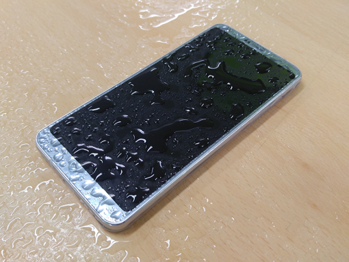 완전 방수 기능도 갖췄다(출처=IT동아)