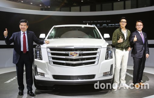 캐딜락 에스컬레이드.