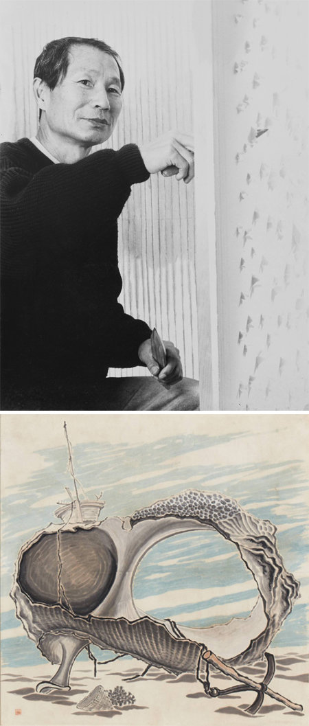 한지를 찢는 작업을 하고 있는 생전의 권영우 화가(위)와 1958년 국전 문교부장관상을 받은 ‘바닷가의 환상’. 국제갤러리 제공