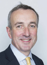 로버트 본스 영국법률협회장