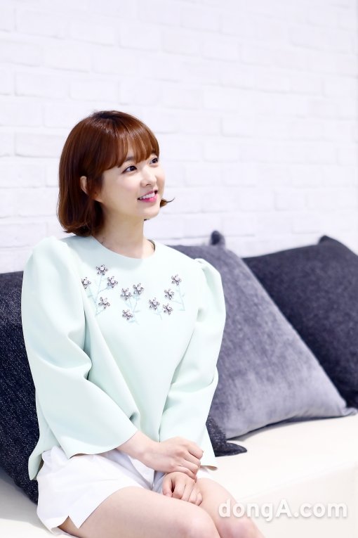 배우 박보영이 동아닷컴과의 인터뷰에서 포즈를 취하고 있다.동아닷컴 방지영 기자 doruro@donga.com