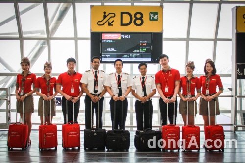 베트남국적 뉴에이지 항공사 비엣젯항공이 인천-다낭 노선 신규 취항 기념으로 전 노선 여름 특가 세일을 진행한다.