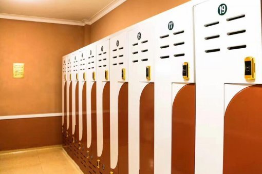 피트니스센터 탈의실