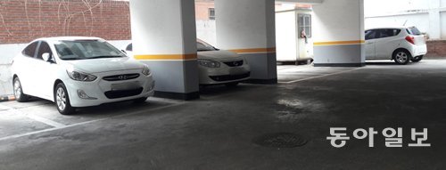 서울 서대문구의 한 원룸 주차장에 주차원 카셰어링 차량들. 동아일보DB