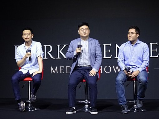 왼쪽부터 불리언게임즈 반승철 대표, 넥슨 노정환 모바일사업본부장, 송호준 사업실장(출처=게임동아)