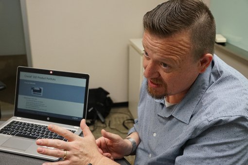 크루셜 BX300 SSD는 초보자를 겨냥해 판매된다.(출처=IT동아)