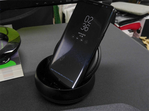 삼성 덱스와 갤럭시S8(출처=IT동아)