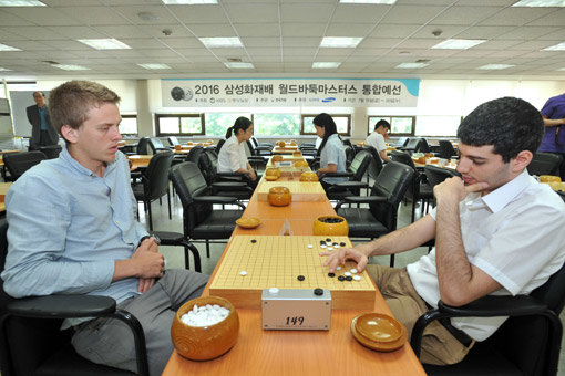 지난해 한국기원에서 열린 통합예선. 28일 시작되는 이번 삼성화재배 통합예선에는 역대 최다인 378명이 출전한다.사진제공 ㅣ 한국기원