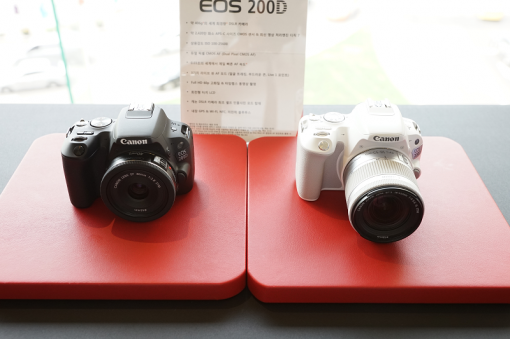 ?? EOS 200D.(??=IT??)