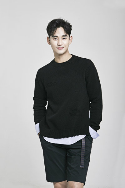 영화 ‘리얼’이 자신의 20대를 대표하는 작품이길 바란다는 김수현. 하지만 관객의 반응은 싸늘하기만 하다. 그래도 김수현의 마음은 변함이 없다. “시간이 지나도 ‘리얼’을 사랑할 것 같다”고 했다. 사진제공｜코브픽쳐스