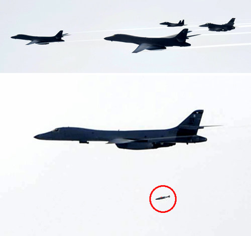B-1B 2대, 폭탄 떨어뜨려 北타격훈련 ‘죽음의 백조’라고 불리는 미군의 초음속 전략폭격기 B-1B 
2대(위쪽 사진 왼쪽)가 8일 강원 필승사격장 상공에서 한국군 전투기 F-15K, 미군 F-16(위쪽 사진 오른쪽)의 호위를 받으며 
모의 타격 훈련을 하고 있다. B-1B는 가상 북한 탄도미사일 발사대를 대상으로 훈련용 폭탄(아래쪽 사진 붉은 실선 원 안)을 투하했다. 
B-1B가 한반도에서 공개적으로 대북 폭격 훈련을 한 건 처음이다. 공군 제공