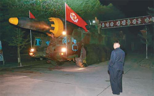 북한의 화성-12형 미사일