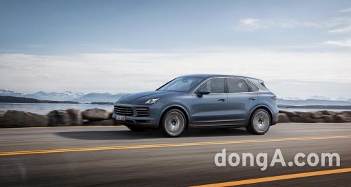 포르쉐 신형 카이엔S