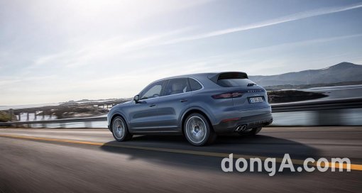 포르쉐 신형 카이엔S