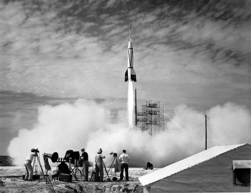 세계 최초 탄도 미사일로 평가받는 V2. 미 항공우주국(NASA) 홈페이지.