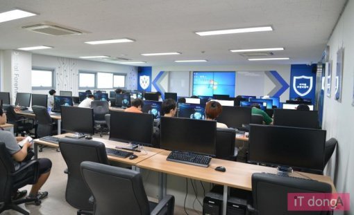 한국IT직업전문학교 디지털포렌식 센터(출처=IT동아)
