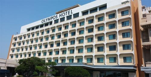 1965년 문을 연 인천 올림포스호텔. 이곳에선 1967년부터 국내 최초로 외국인 전용 카지노를 운영했다.
